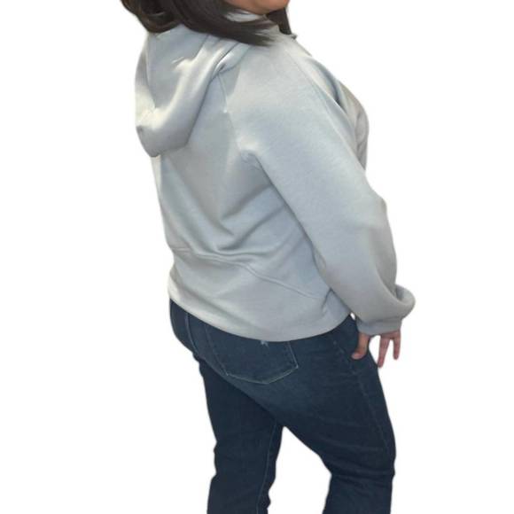 NEW WISHLIST scuba half-zip hooded in cloud - Picture 2 of 3